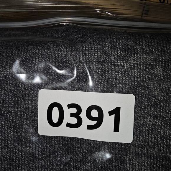 The North Face Mens Long Sleeve Tshirt Henley Large PTP 23.25 Length 27 Grey - Picture 7 of 8